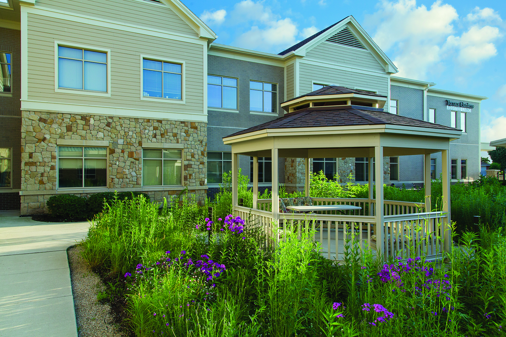 Wellshire 8211 MORTON GROVE 8211 Courtyard 8211 JPEG